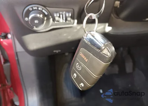 2025 Jeep Compass Latitude 4X4 from USA, damaged, VIN 3C4NJDBN6ST588396